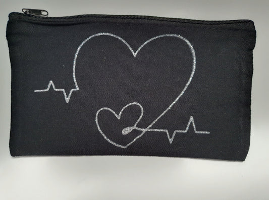 Pochette cuore elettrocardiogramma